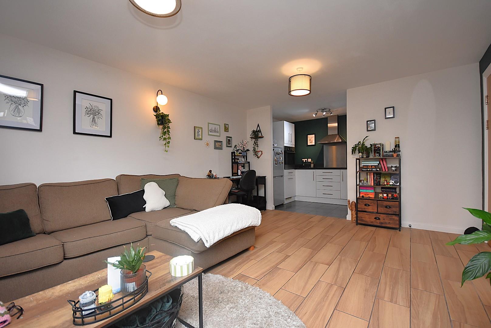 53 Dubrovnik House, Hansen Court, Heol Glan Rheidol, Cardiff, CF10 5NX